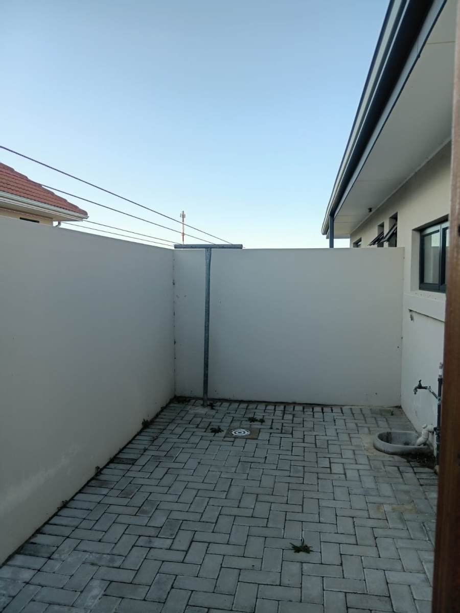 3 Bedroom Property for Sale in Kidds Beach Eastern Cape